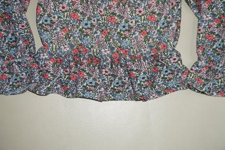 122 next kvietkovana bluzka,7 r., next,122