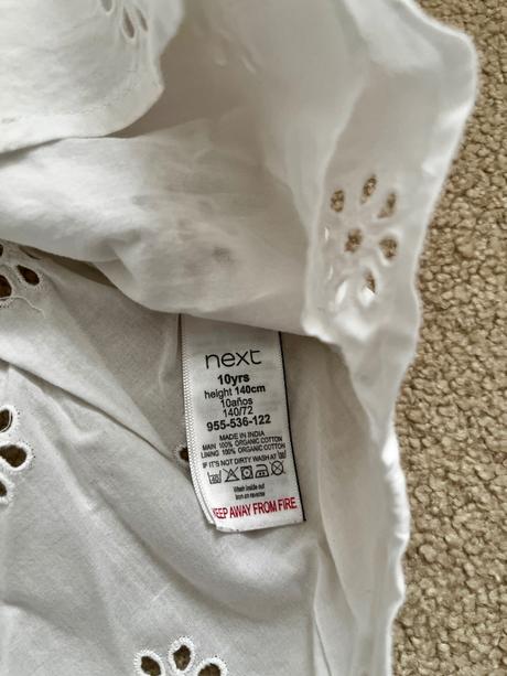 Nohavice a blúzka, next,140