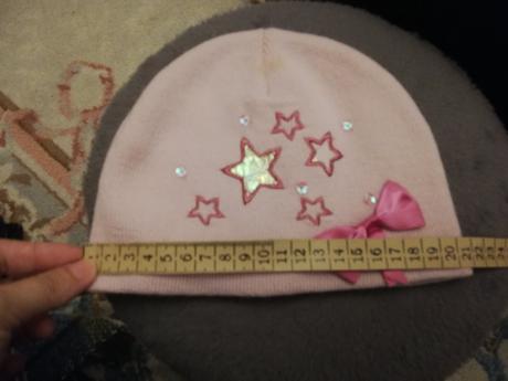 Čiapočka s mašličkou, avon,92