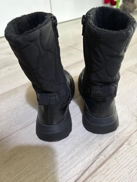 Krásne čižmy, reserved,31