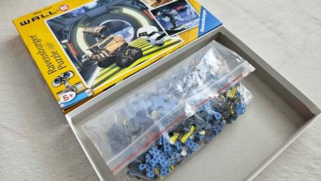 Ravensburger puzzle disney wall-e, 3x49 dielikov,