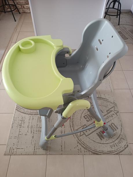 Detská jedálenská stolička, 