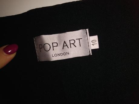 Čierne minišaty, lipsy london,s