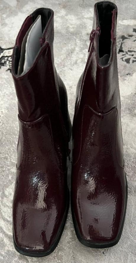 Krásne na nové bordove kotničky, 40