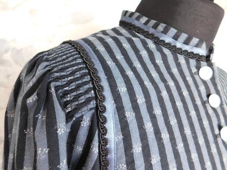 Luxusny dirndl saty/kroj, 44