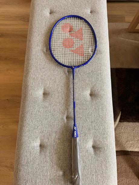 Bedmintonové rakety, yonex