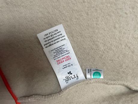 Makkučká vesta frugi, 134 / 140