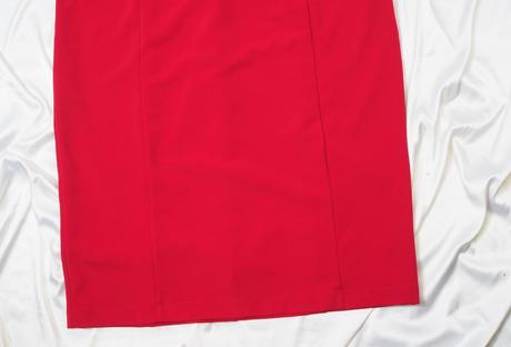 Luxusné červené šaty verpass, 48