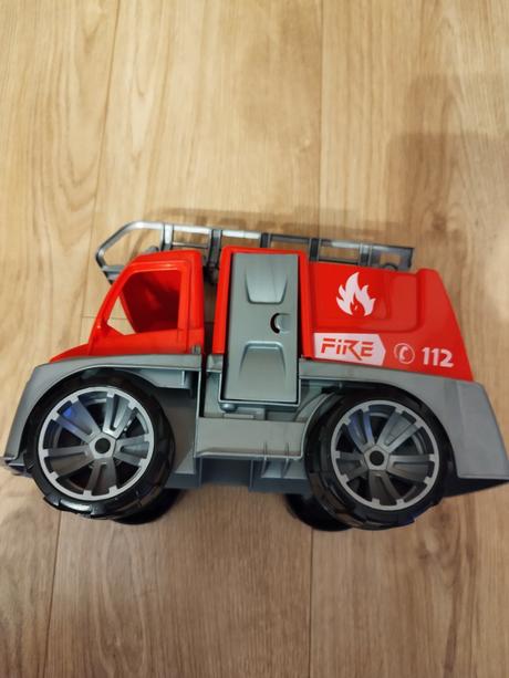 Hasičské auto zn. lena, 