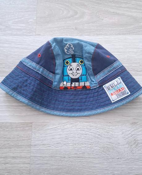 Klobúčik tomáš, disney,54