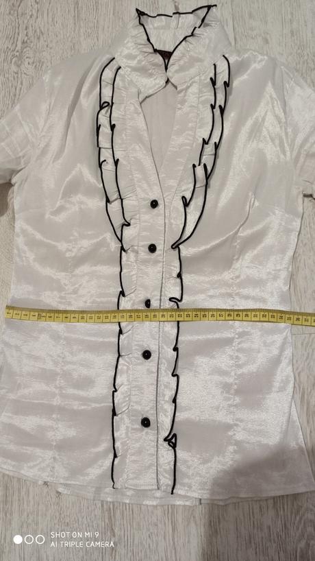 Elegantná elastická blúzka 36, 36