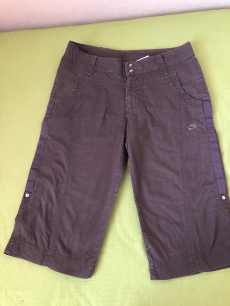 Damske kratasy, nike,40