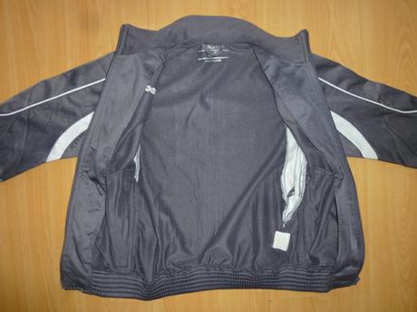 Nepouzita futbalova mikina zn. macron, 128