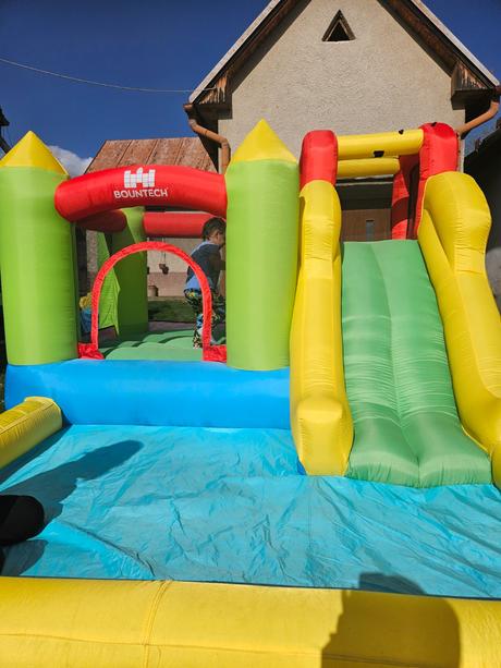 Skákaci hrad klasik, 