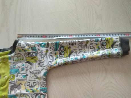 Komplet s obojstrannou mikinou, 86