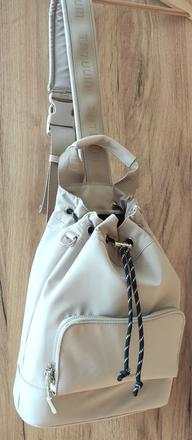 Taška- vak- crossbody tatuum,