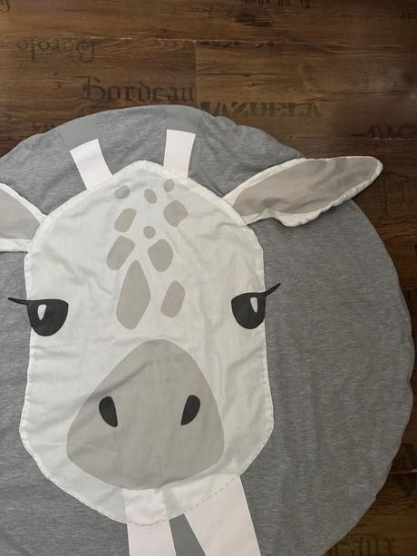 Hracia deka žirafka,