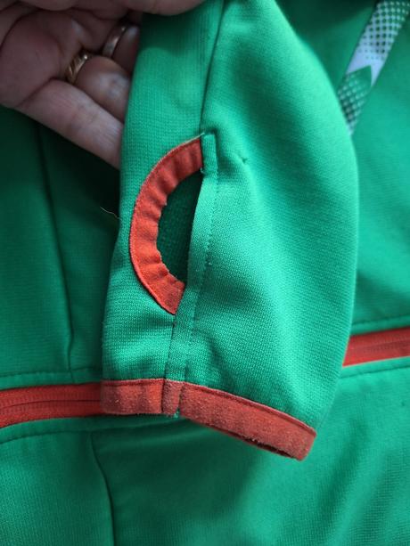 Sportova mikinka, decathlon,146