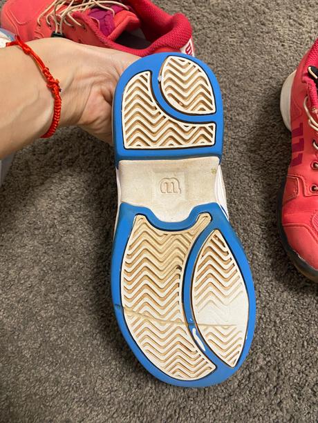 Tenisky prioritne na tenis wilson, 35