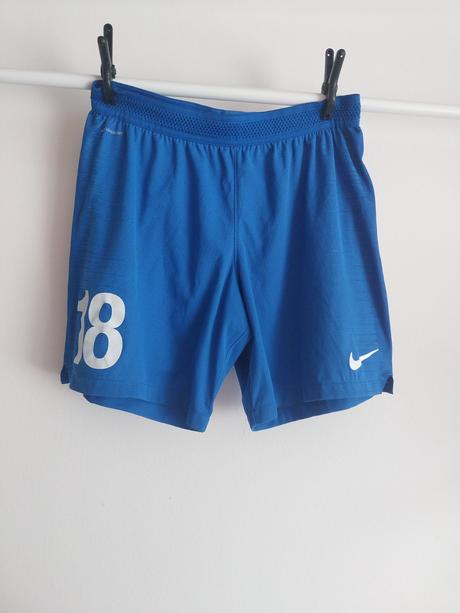 Kratasy nike, nike,l