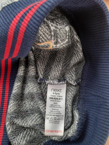 Tepla mikinka, next,110