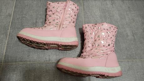 Snehule, deichmann,33