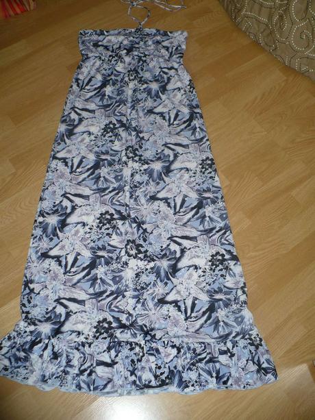 1 krát oblečené dlhé šaty, takko,m