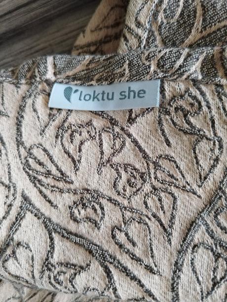 Šatka loktu she, loktu she