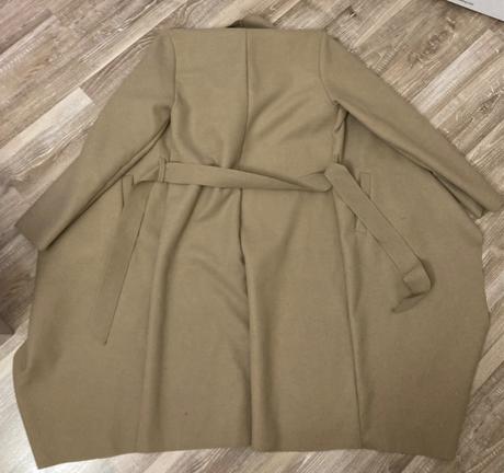 Krásny béžový kabát, m