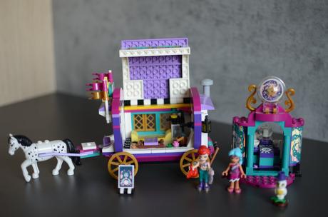 Lego friends 41688 čarovný karavan,