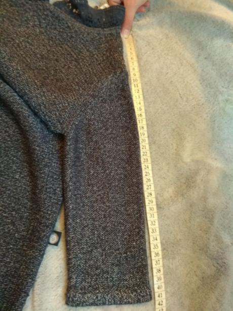 Tmavomodré šaty so striebornou niťou, coccodrillo,122