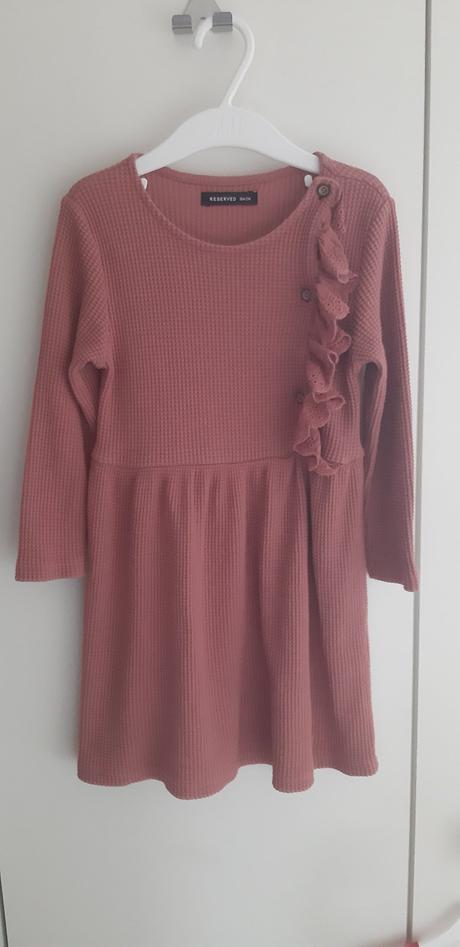 Saty reserved 104, oblečené raz na oslave, reserved,104