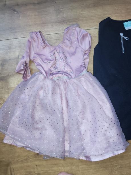 3 krásne šaty, h&m,98