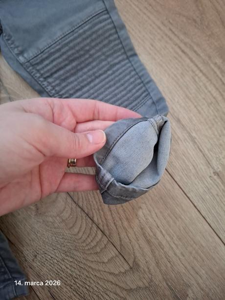 Nohavice, reserved,92