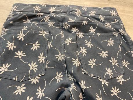 Dvoje džegínsy/ nohavice, pepperts,158