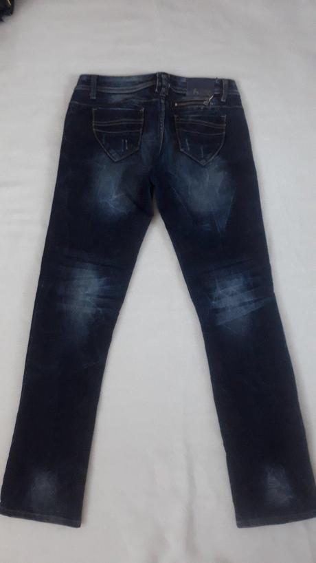 Tmavomodre rifle 30, 30