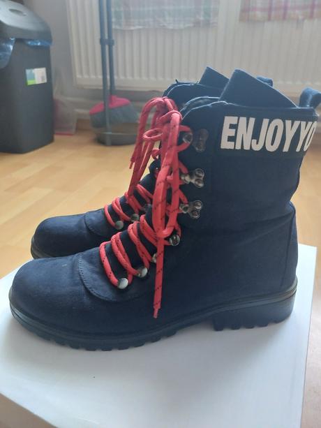 Prechodné tmavomodré semišové topánky, 39