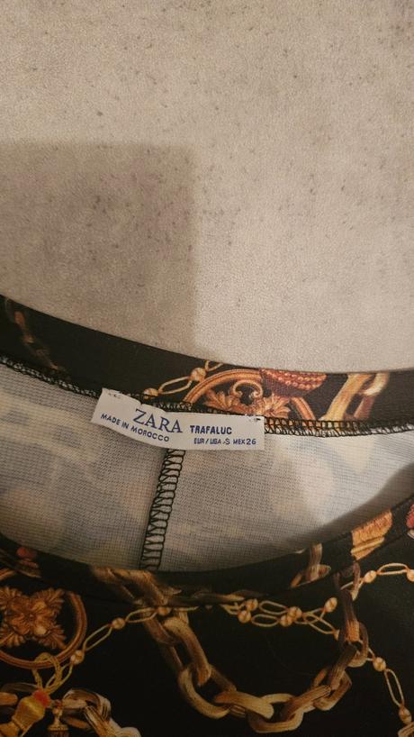 Minišaty s potlačou a volanom, zara,s