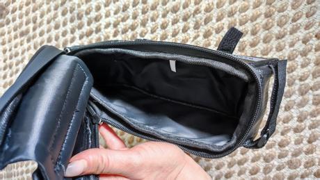 Vodeodolná taška na bicykel s držiakom na teléfon,