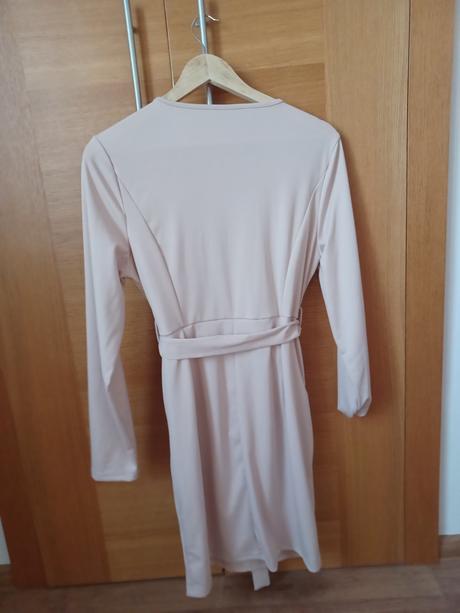 Šaty s dlhým rukávom, l