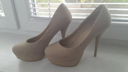 Lodičky na platforme, 39