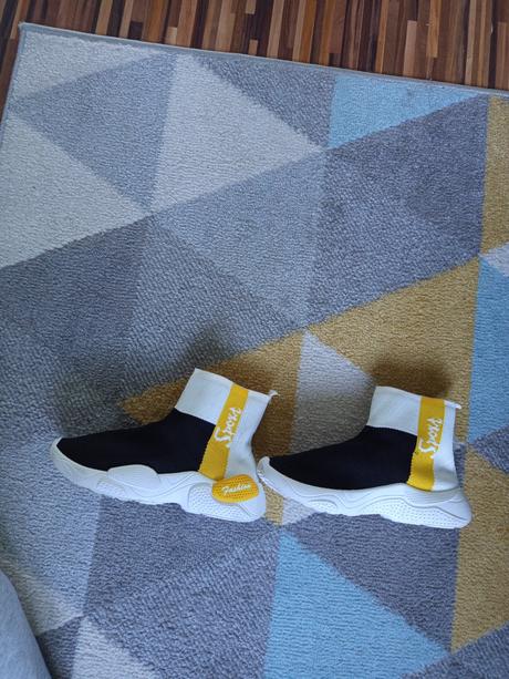 Ponožkove tenisky, 38