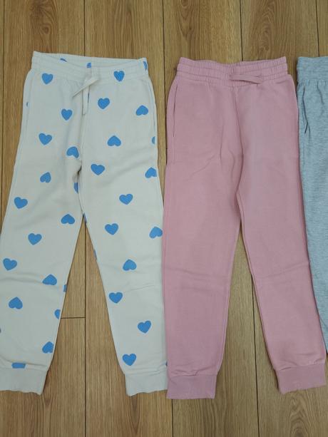 Teplaky,2 ks zateplené,2 ks tenšie, h&m,134