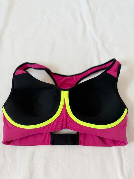 Ružová športová podprsenka nike dri-fit 70c, nike,70c
