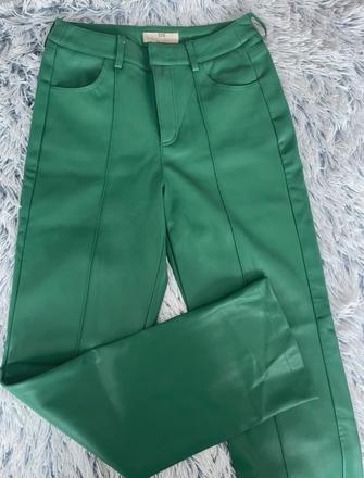 Kožené nohavice, stradivarius,xs