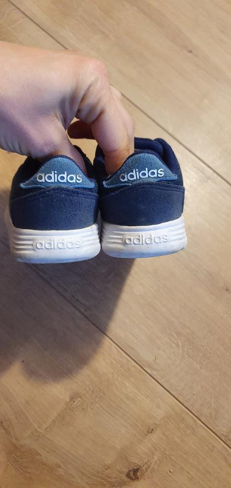 Adidas tenisky 22, adidas,22