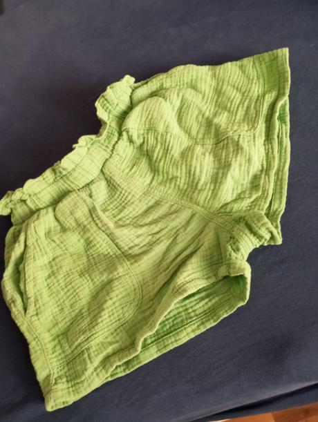 Mikina s dlhým rukávom, 146