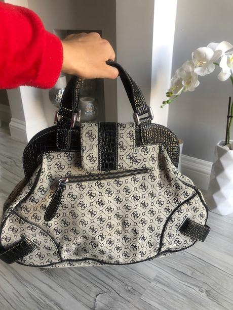 Guess kabelka, guess