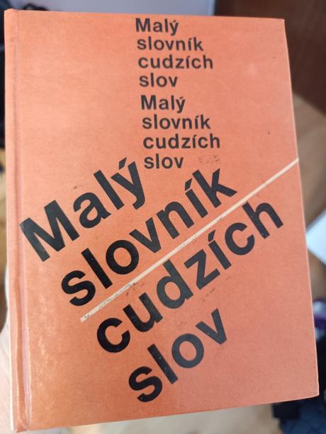 Kniha malý slovník cudzích slov, 