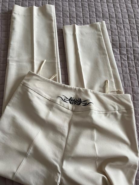 Elegantne nohavice, 42